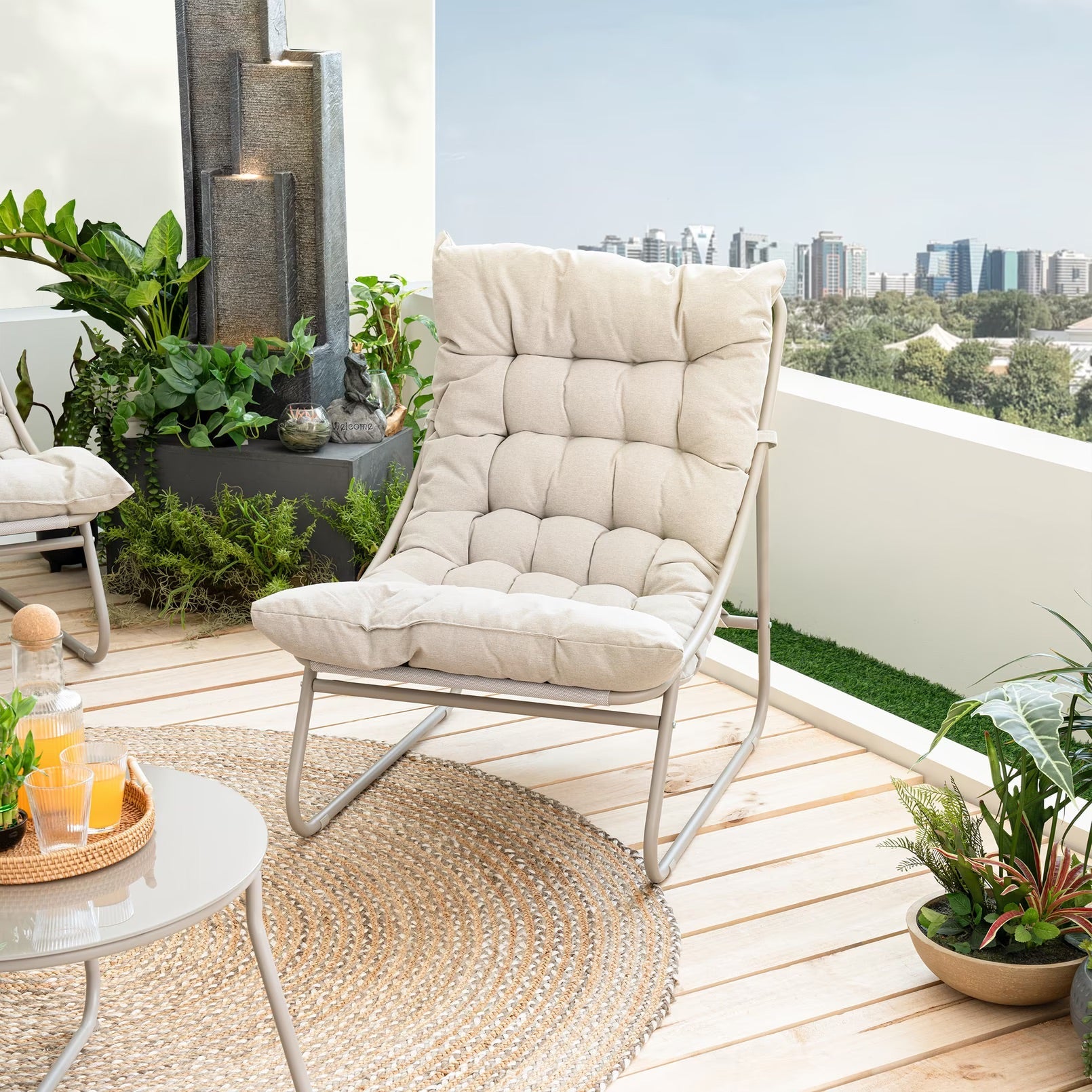 Dryveta Auren 4-Piece Outdoor Sofa Set White Steel Frame